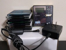 Sony WalkmanMZ-RH910 Hi-MD Mini Disc Recorder W/ 10 Sony Mini Discs Tested picture