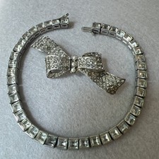 KTF Krussman Fishel Trifari Small Bow Brooch & Trifari Rhinestone Bracelet 1930s picture