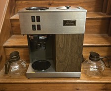 BUNN VPR Commercial Coffee Brewer Maker 2 Warmers Dual Plate W/ 2 BUNN Carafe  picture