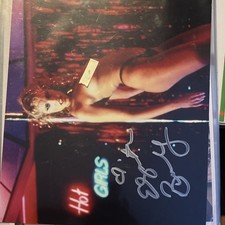 Vintage Hot Girls Elizabeth Berkley signed Original 8x10 Photograph Autograph picture