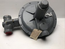 Fisher Controls S202H Gas Pressure Regulator 1.5–3.25 PSI Flanged Rebuilt-HVAC picture