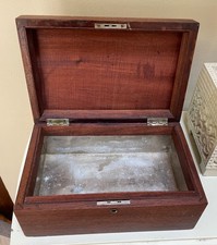 Atq / Vtg Wood Box with Metal Lining~Humidor / Tea Chest picture