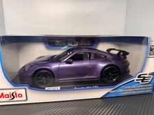 PORSCHE 911 GT3 Purple - Maisto Special Edition 1:18 Scale picture