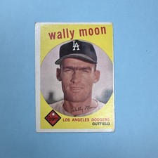 1959 Topps - High # Wally Moon #530 VG+ picture