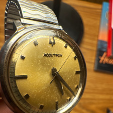 Vintage Bulova Accutron 214 Stainless Steel Men's Watch - RUNS & HUMS picture