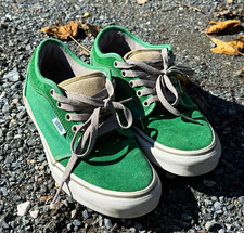 Vintage y2k 2005 VANS chukka low suede skateboarding shoes Men’s SZ 6.5 green picture
