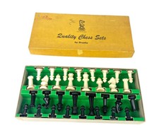 Vintage DRUEKE Quality Chess Sets by Drueke No. 20 Original Box COMPLETE Set USA picture