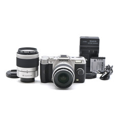 PENTAX Q7 Dual Lens 5-15mm 15-45mm (Shutter Count 124) [Top Mint] US Stock picture