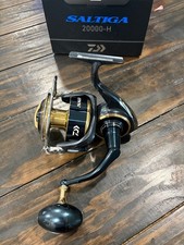 Daiwa 20 Saltiga 20000-H Saltwater  Spinning Reel picture