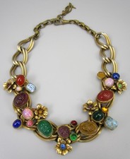 UNUSUAL VICTORIAN REVIVAL GOLDTONE ART GLASS SCARAB CHOKER NECKLACE -GERMANY picture