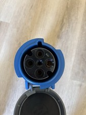 Hubbell 460C9W IEC 60309 Electrical Plug 60A 250V Heavy Duty Blue picture