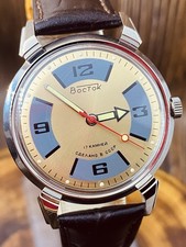 Wostok Vostok Wrist Watch 17 jewels USSR Mechanism cal 2409 Soviet era Watch picture