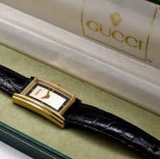 Vintage [ MINT /Box] Gucci 2600L Black Dial Gold Tank 19mm Qz Ladies Watch JAPAN picture