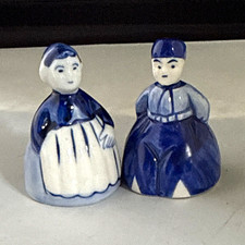Delft Blauw Hand Painted Blue & White Couple Figurine Bells Holland Signed picture