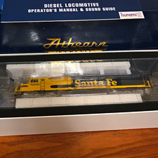 Athearn Genesis HO Scale SDP40F Santa Fe #5256 Digital Sound ATHG64223 picture