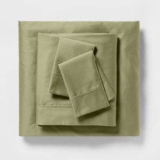 California King Solid Performance 400 Thread Count Sheet Set Green - Threshold: picture