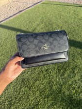 Coach Signature Logo Small Crossbody Flap Snap Bag Black/Gray Gold Chain picture