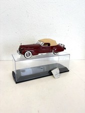 Franklin Mint 1940 Packard Darrin Custom Convertible Victoria  1:24 Diecast picture