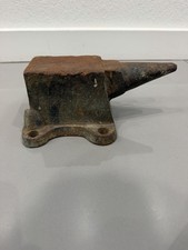 Vintage Unmarked Cast Iron Jewler Or Tool Anvil - 14Lb picture