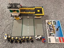 LEGO Legoland City 1979 Town 588 Police Headquarters With Minifigures & Manual picture