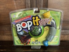 Milton Bradley Bop It Extreme 2 Electronic Game 2002 New Sealed 40940 Hasbro picture