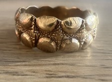Vintage 1970s London 9ct Gold Quilted Dome Band Ring | 3.52g, Size M |Hallmarked picture
