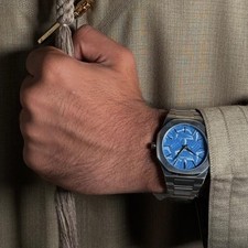 D1 Milano Olympic Blue Ultra Thin Bracelet Watch 40mm - D1-UTBJ35 picture