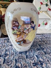 LENOX DISNEY SHOWCASE SNOW WHITE AND DWARFS FLOWER VASE - 7