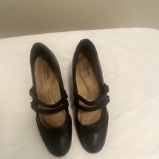 Clarks Collection Women's ; Comfortable Square Heels; Black Size 8 1/2 picture