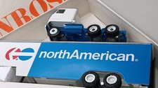 Vintage Winross North American  1:64 Diecast Semi Truck and Trailer picture