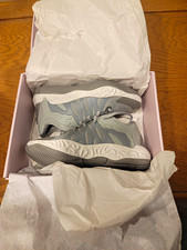 PUMA Hali 1 Smoke Gray Lace-Up Low-Top Men's Basketball Sneakers picture