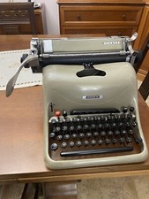 OLIVETTI LEXICON 80 1949 OLD & RARE TYPEWRITER KEYBOARD picture