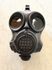 NEW MIRA Safety CM-7M Gas Mask Adult medium picture