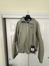 NEW Arc'teryx Beta SL Men's Gore-Tex Hooded Ski Jacket L Habitat/Forage MSRP$500 picture