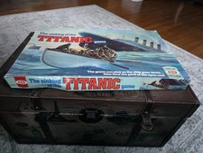 Vintage The Sinking of the Titanic Game by Ideal 1976 NEAR Complete picture