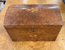 FINE 19th C. ENGLISH GEORGIAN PERIOD ENGLISH BURLED WALNUT INLAID DOME TOP BOX picture