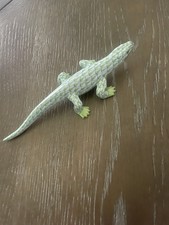 Herend Hungary -Komodo Dragon 15808 Key Lime Fishnet  - 7 inches picture