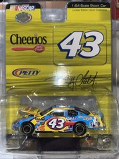 2007 Bobby Labonte #43 Cheerios 1/64 Scale NASCAR Diecast Drivers Select HO picture