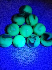 10  UV  REACTIVE JABO HARD TO FIND FENTON GLASS  3/4