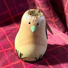 LIVETRENDS Wooden Bird Figurine Beige/Green/Black Matte Finish 3D Effect picture