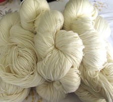 8oz HANK (650 yds) Merino Wool Silk Blend Soft Sport UNDYED Natural Ivory Yarn picture