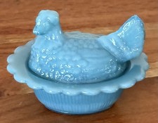 Mosser Glass USA Mini Hen on Nest GEORGIA BLUE - Salt Well 3