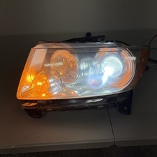 2011-2013 Jeep Grand Cherokee LH Xenon HID Headlight OEM 55079381AE Tested picture