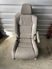 2011-2017 Honda Odyssey Second Row Left Seat Light Grey Leather picture