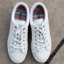 Roxy Sheilahh 2.0 Women's White Low Top Lace-Up Sneakers Synthetic Upper picture