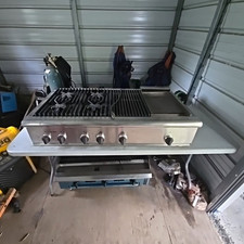 Thermador PCS364GCUS 6-Burner Gas Rangetop w/ Right Griddle 101000 BTU picture