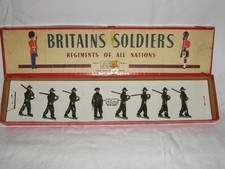 VTG BRITAINS AUSTRALIAN ARMY INF, BATTLE DRESS SET# 2031 BOXED picture