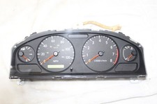 00-06 Nissan SENTRA INSTRUMENT CLUSTER Gauges SPEEDOMETER 1.8 Auto CLEAN OEM picture