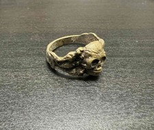 ANTIQUE VERY OLD GEORGIAN/VICTORIAN MEMENTO MORI BRASS RING-SKULL-18TH/19TH C picture