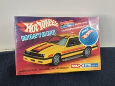 Vintage Monogram Sealed Snaptite Mustang 1981 Hotwheels 1/32 Model Kit 1038 picture